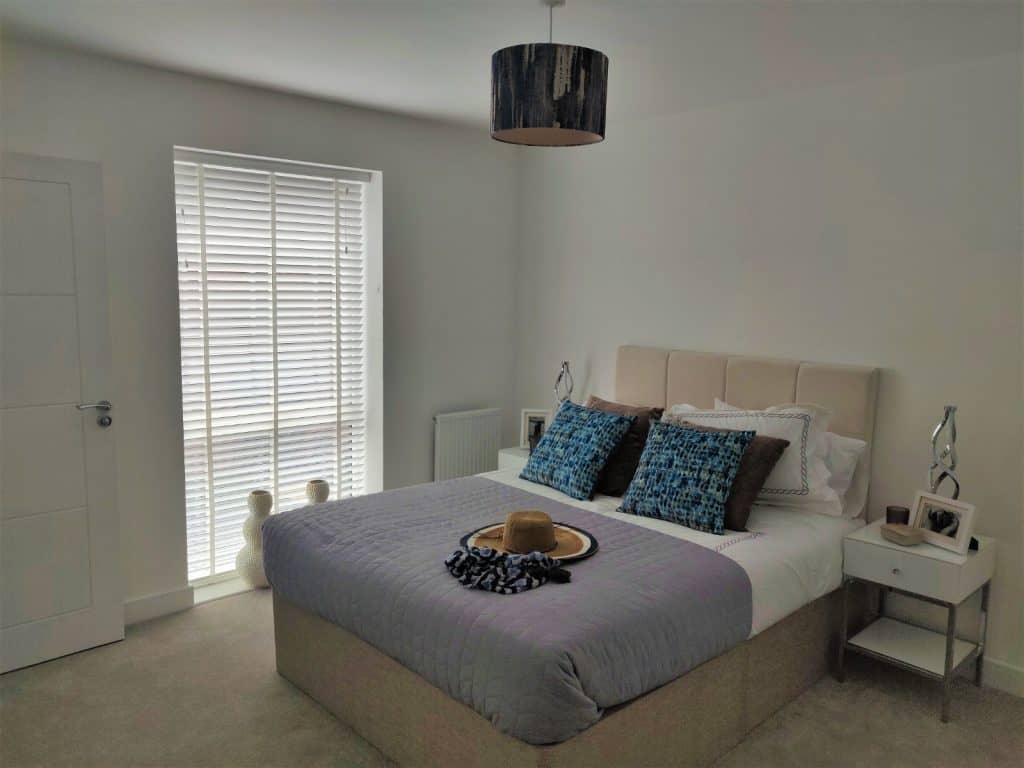 Hardwood Taped Venetian Blinds