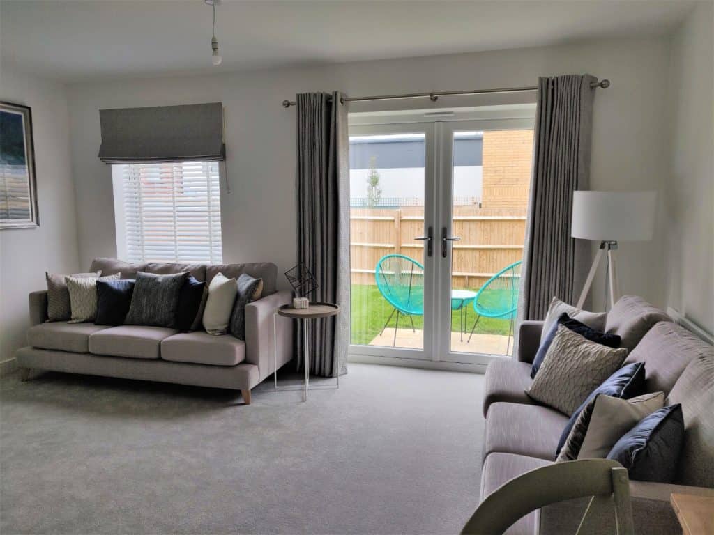 Matching Curtains & Roman Blinds