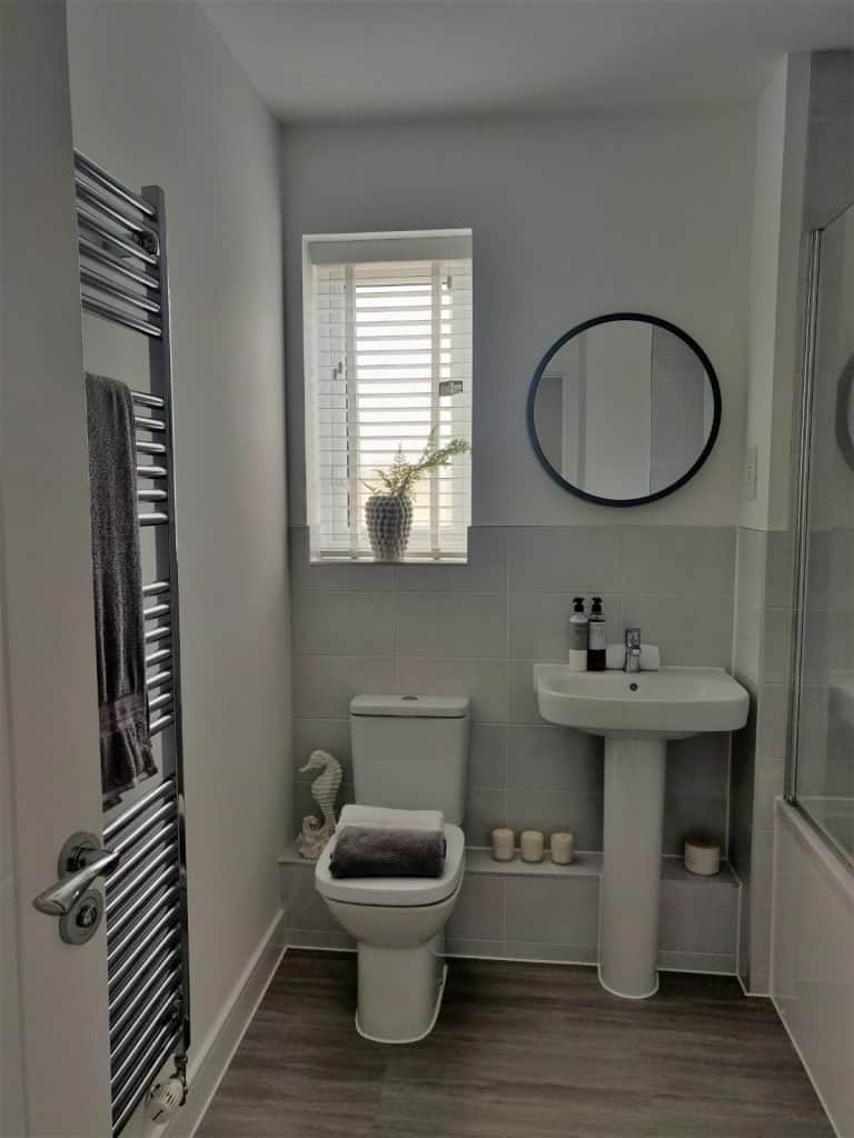 Faux-wood Taped Venetian Blinds